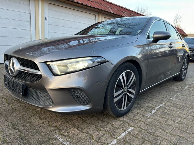 Mercedes-Benz A 180 Berline LED