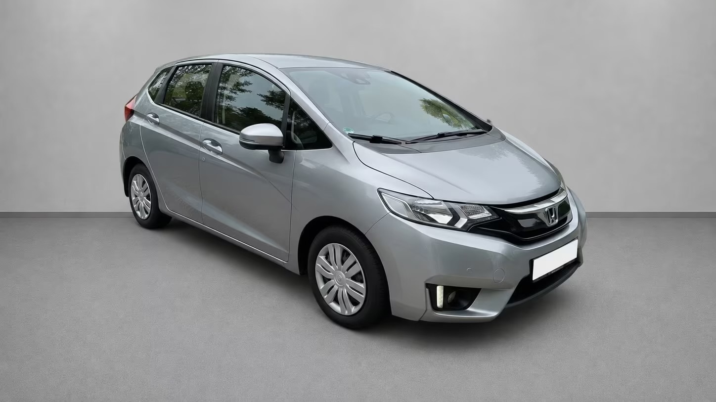 Honda Jazz Tendance 1.3V-TECH 1.Main SH Bien entretenu