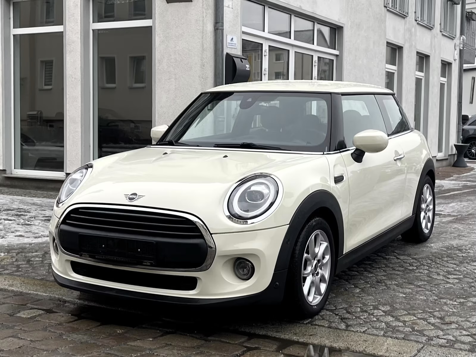 MINI ONE Un siège chauffant climatisation automatique p