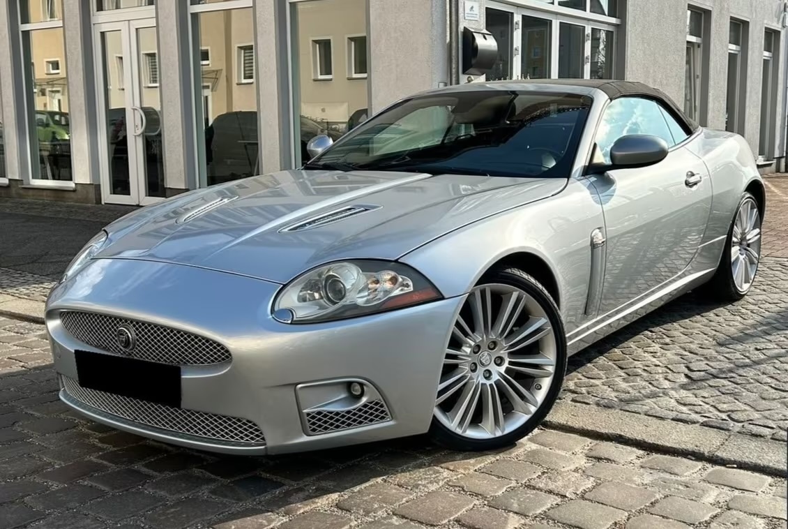 Jaguar XKR Cabriolet 4.2 V8 Bi-XEN TOTW NAV TEMP LEATHE